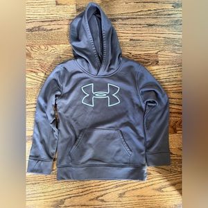 Under Armour Boys Size 7 sweatshirt